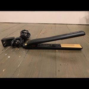 *Last Chance* CHI Flat Iron 1”